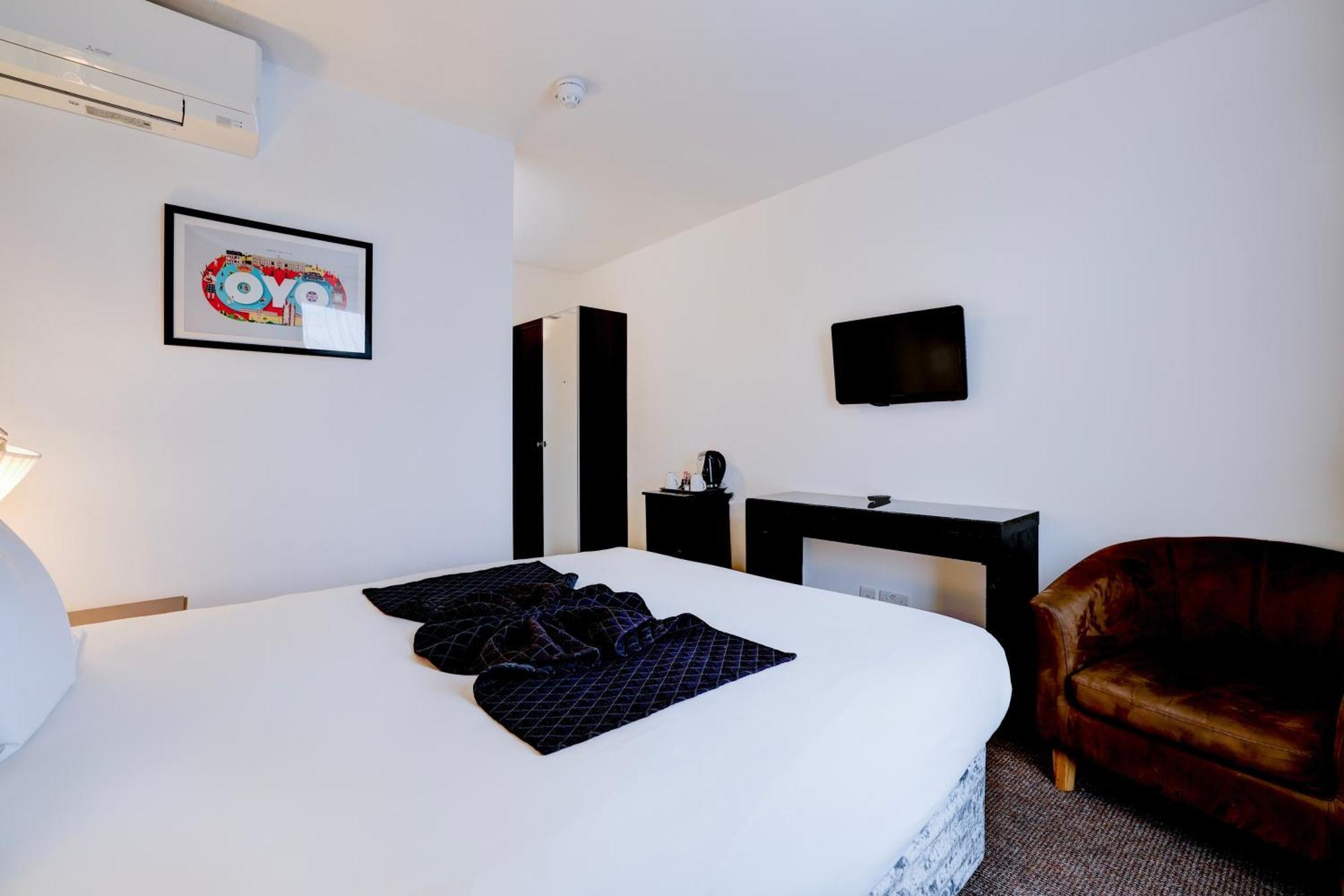 The Chiltern Hotel Luton  Exterior photo